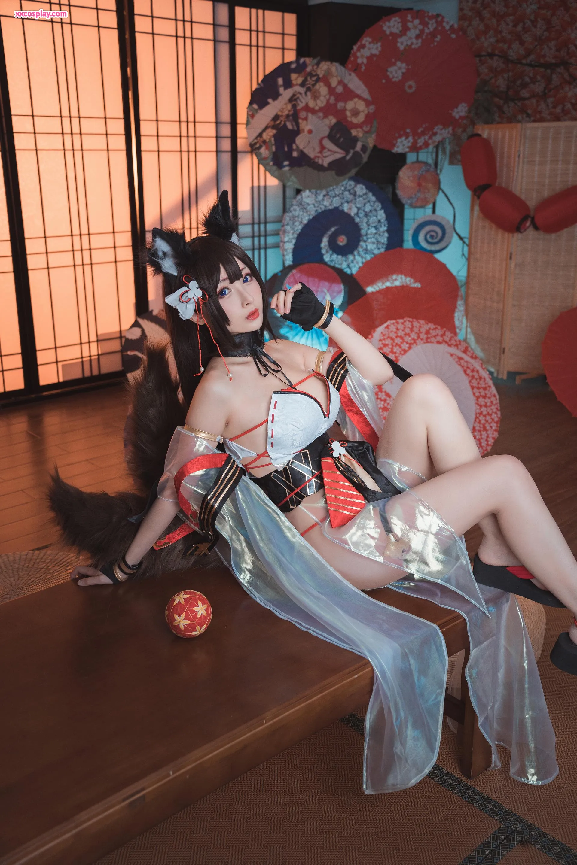 Rioko Liangliangzi as Amagi - Azur Lane Cosplay